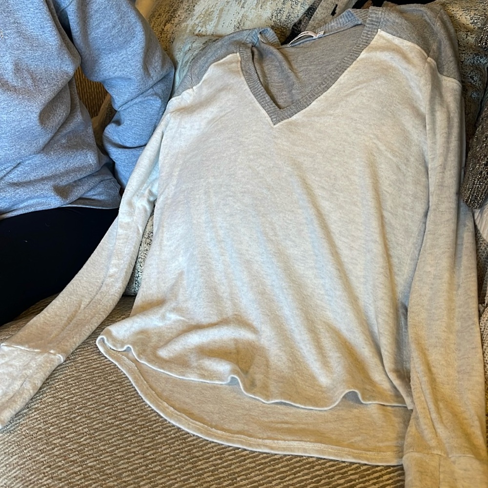 Redhaute sweater